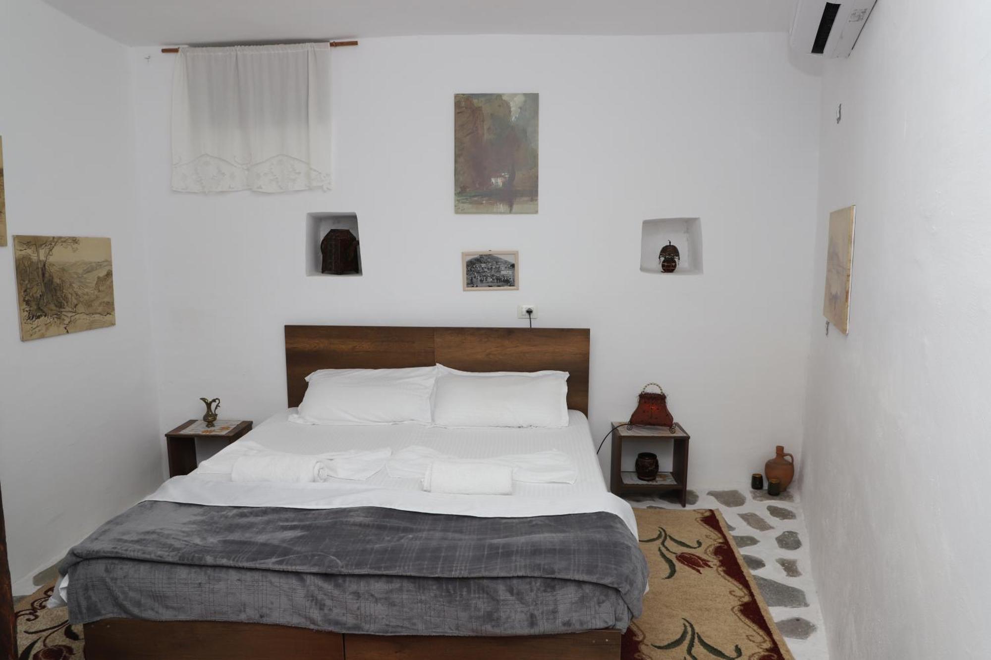 Hotel Edward Lear Berat Exterior foto