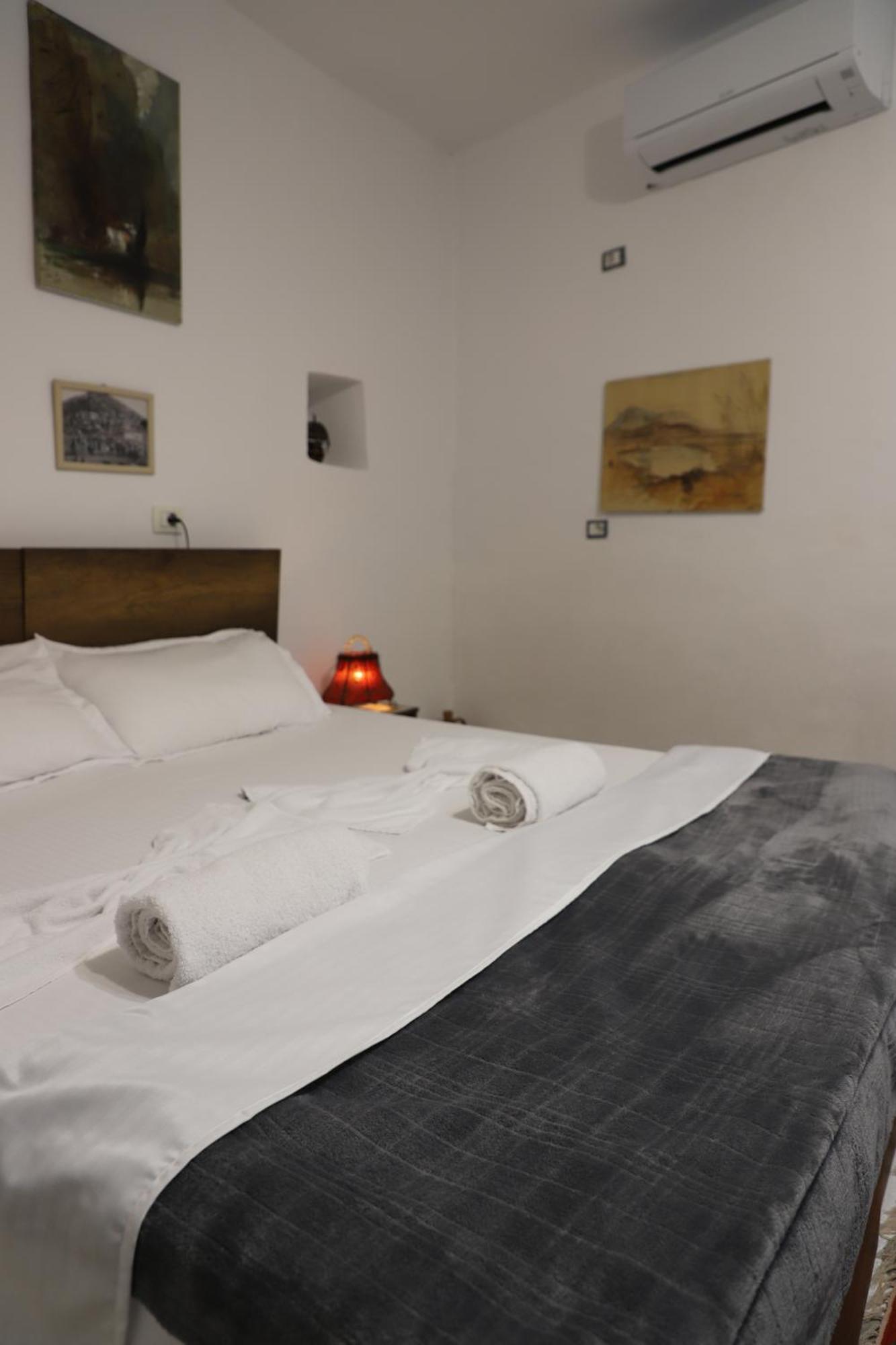 Hotel Edward Lear Berat Exterior foto